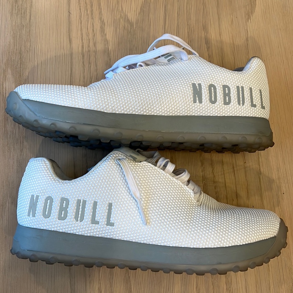 LIKE NEW NOBULL TURF TRAINERS